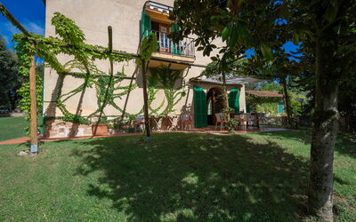 La Tesa Country House with Pool S. Gimignano: Autumn, Balcony / Terrace / Patio, Spring, Summer