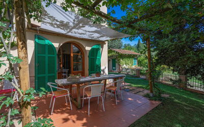 La Tesa Country House with Pool S. Gimignano: Autumn, Balcony / Terrace / Patio, Spring, Summer