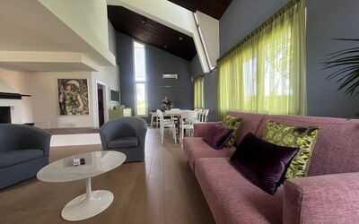 Villapronti: Salle à manger, Salon