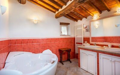 Villa Pietrafitta: Badkamer