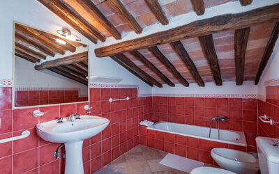 Villa Pietrafitta: Badkamer