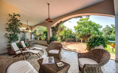 Villa Solaria with Private Pool: Autumn, Garden, Spring, Summer, Winter