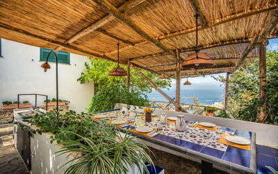 Villa Solaria: Autumn, Garden, Spring, Summer, Winter