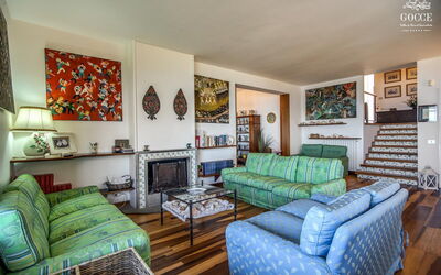 Villa Solaria: Autumn, Living Room, Spring, Summer