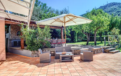 Villa: Automne, Été, Hiver, Jardin, Printemps