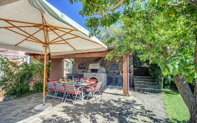 Villa: Automne, Été, Hiver, Jardin, Printemps