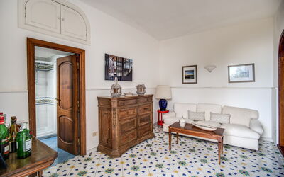 Villa: Automne, Été, Printemps, Salon