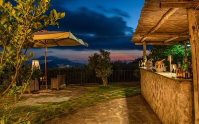 Villa Seaview with Private Garden and Pool: Automne, Été, Extérieurs, Hiver, Jardin, Printemps