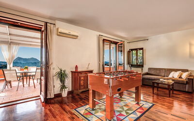 Villa Sorrentina with Panoramic Terrace: Autumn, Living Room, Spring, Summer, Winter