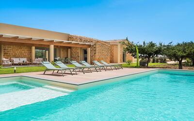 Cavial: Building Exterior, Garden, Outdoor, Pool