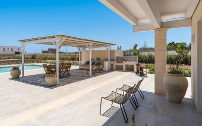 Villa Paolina: Buitenshuis