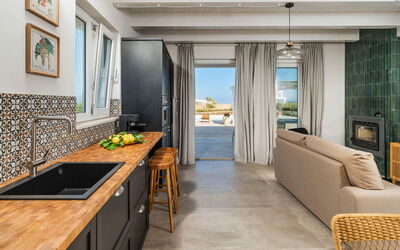 Villa Paolina: Keuken, Lunchroom, Woonkamer