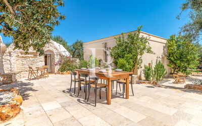 Corte Kalia con Trullo