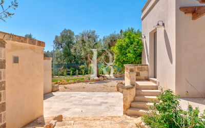 Corte Kalia con Trullo