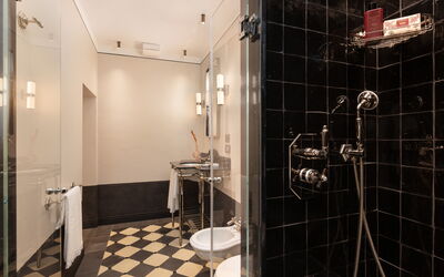 Luxury Villa Basilio, Chianti: Automne, Été, Printemps, Salle de bain