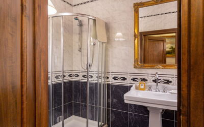 Villa Francesca: Bathroom