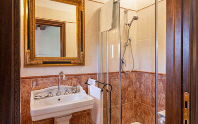 Villa Francesca: Bathroom