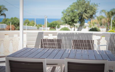 Villa Azzurra Seaview in Monopoli, Puglia: Automne, Été, Jardin, Printemps