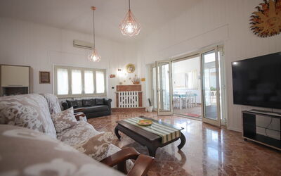 Villa Azzurra Seaview in Monopoli, Puglia: Automne, Été, Printemps, Salon