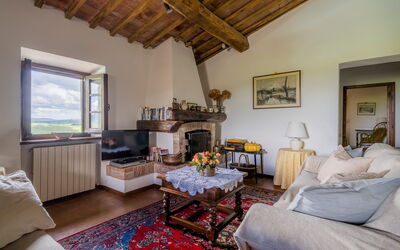 La Palazzina, Private Home and Pool, Siena: Autunno, Estate, Primavera, Soggiorno