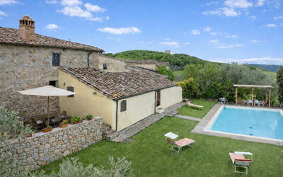 La Palazzina, Ville di Corsano, Home and Pool: Autunno, Estate, Piscina, Primavera