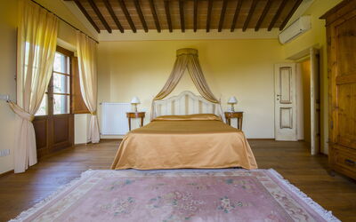 Villa Il Sasso: Double bedroom