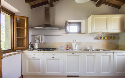 Villa Il Sasso: Kitchen