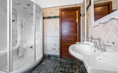 Villa Valledoro: Badkamer, Herfst, Lente, Zomer