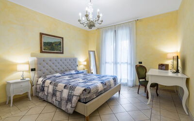 Villa Valledoro: Herfst, Lente, slaapkamer, Zomer