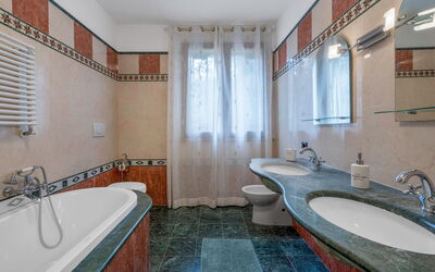 Villa Valledoro: Badkamer, Herfst, Lente, Zomer