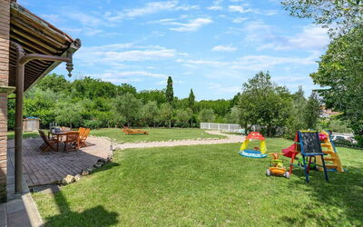 Villa Valledoro with Private Pool, Terricciola, Wi: Herfst, Lente, Tuin, Zomer