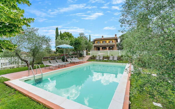 Villa Valledoro With Private Pool, Terricciola, Wi