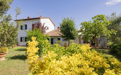 Villa Merida: Buitenkanten, Tuin