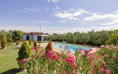 Villa Merida: Buitenkanten, Tuin, zwembad