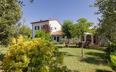 Villa Merida: Buitenkanten, Tuin