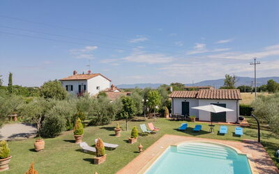 Villa Merida: Buitenkanten, Buitenshuis, Tuin, zwembad