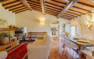 Villa Merida: Lunchroom, Woonkamer