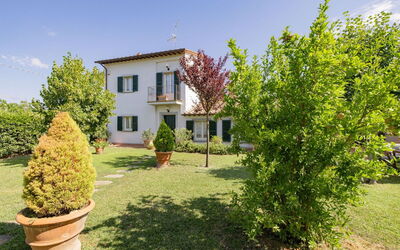 Villa Merida: Buitenkanten, Tuin