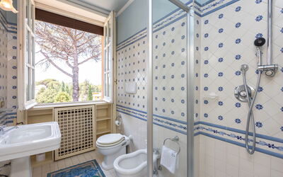 Villa la Gallese: Bathroom