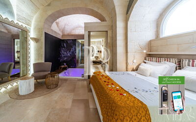 Maiorca Deluxe Room with Bath Tub - Borgo Bianco