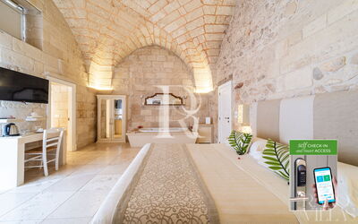 Senatore Cappelli - Deluxe Room with Bath Tub - Corte dei Granai