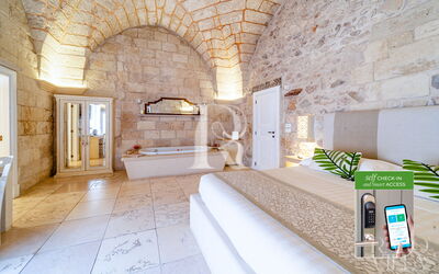 Senatore Cappelli - Deluxe Room with Bath Tub - Corte dei Granai