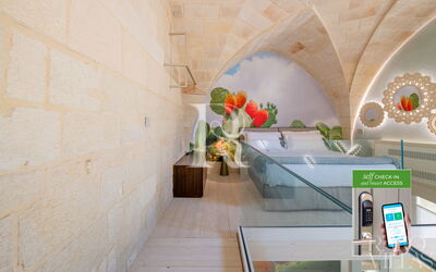 Drusilla - Deluxe Room with Bath Tub - Borgo Bianco