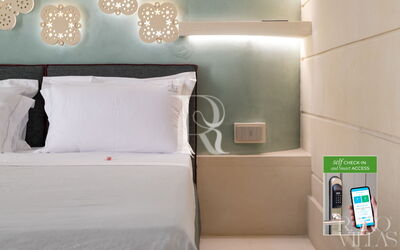 Russarda - Deluxe Room with Bath Tub - Borgo Bianco