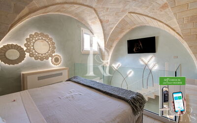 Drusilla - Deluxe Room with Bath Tub - Borgo Bianco