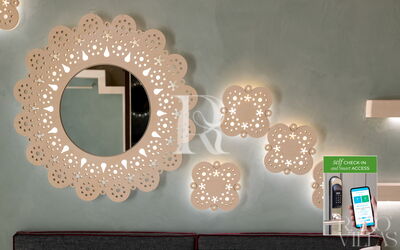 Russarda - Deluxe Room with Bath Tub - Borgo Bianco