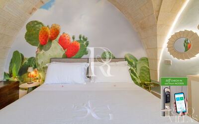 Drusilla - Deluxe Room with Bath Tub - Borgo Bianco