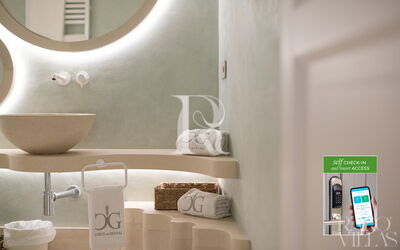 Drusilla - Deluxe Room with Bath Tub - Borgo Bianco