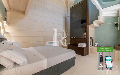 Russarda - Deluxe Room with Bath Tub - Borgo Bianco