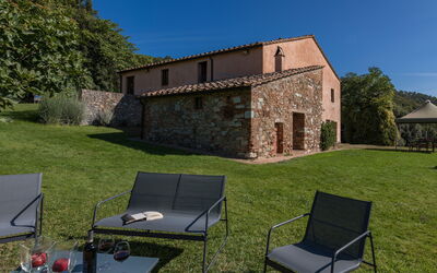 Villa Belvedere: Buitenshuis